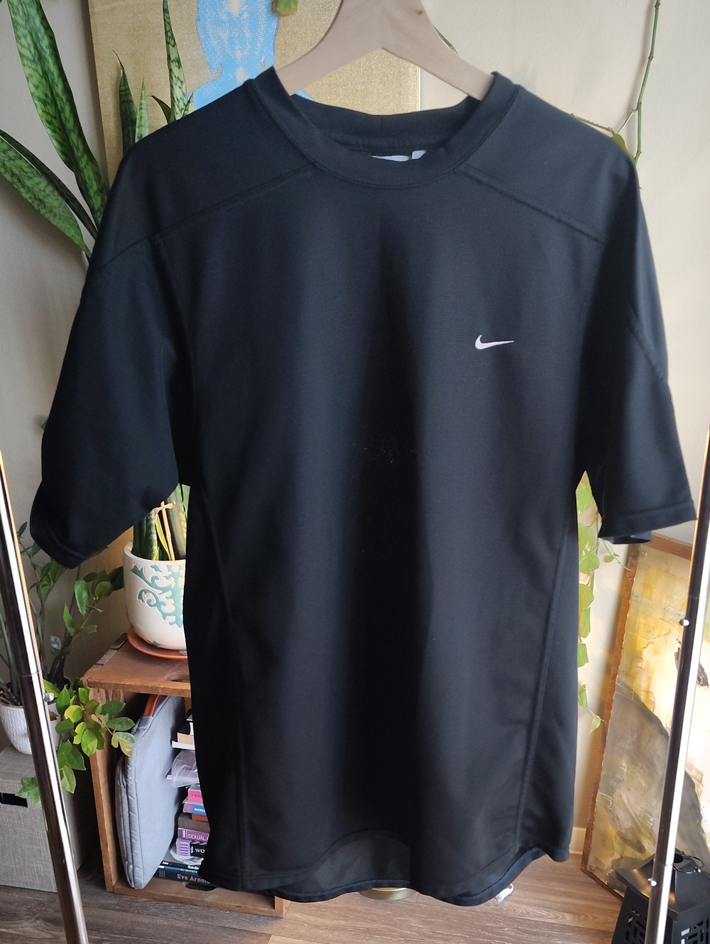 Nike Men's Black Short-Sleeve Performance Shirt
